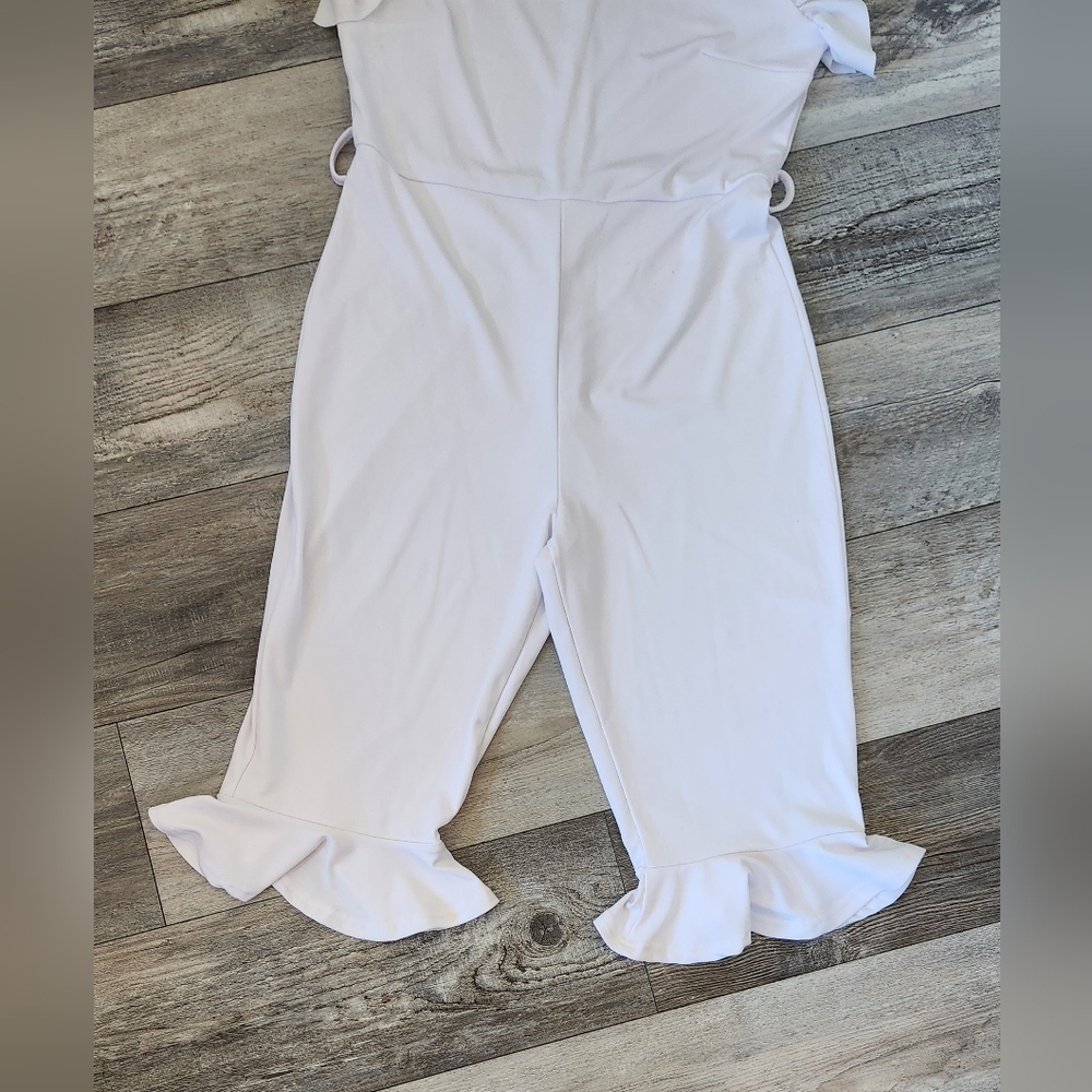 Women's Ruffled Solid White Sleeveless Jumpsuit W… - image 4
